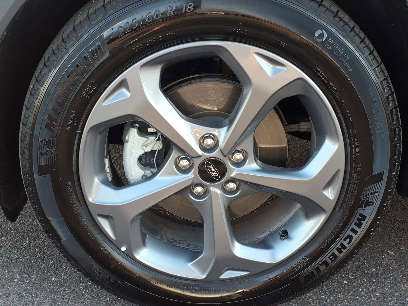 Used 2025 Ford Escape ST-Line FWD image 9
