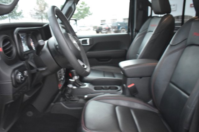Used 2025 Jeep Gladiator Rubicon w/ Safety Group image 15