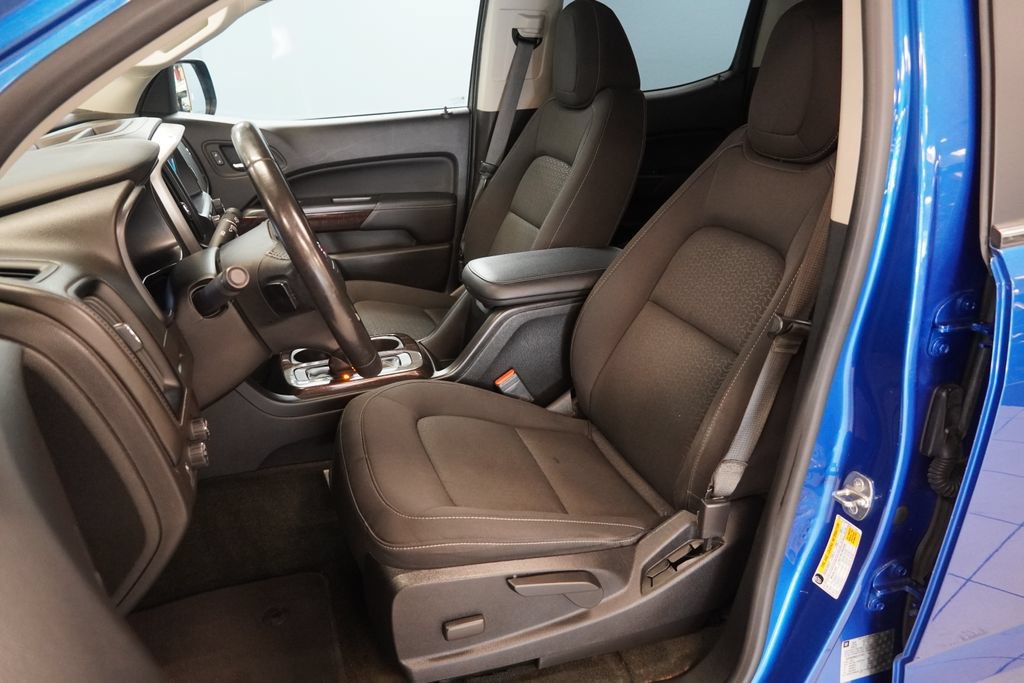 Used 2018 GMC Canyon SLE w/ SLE Convenience Package AWD/4WD image 3