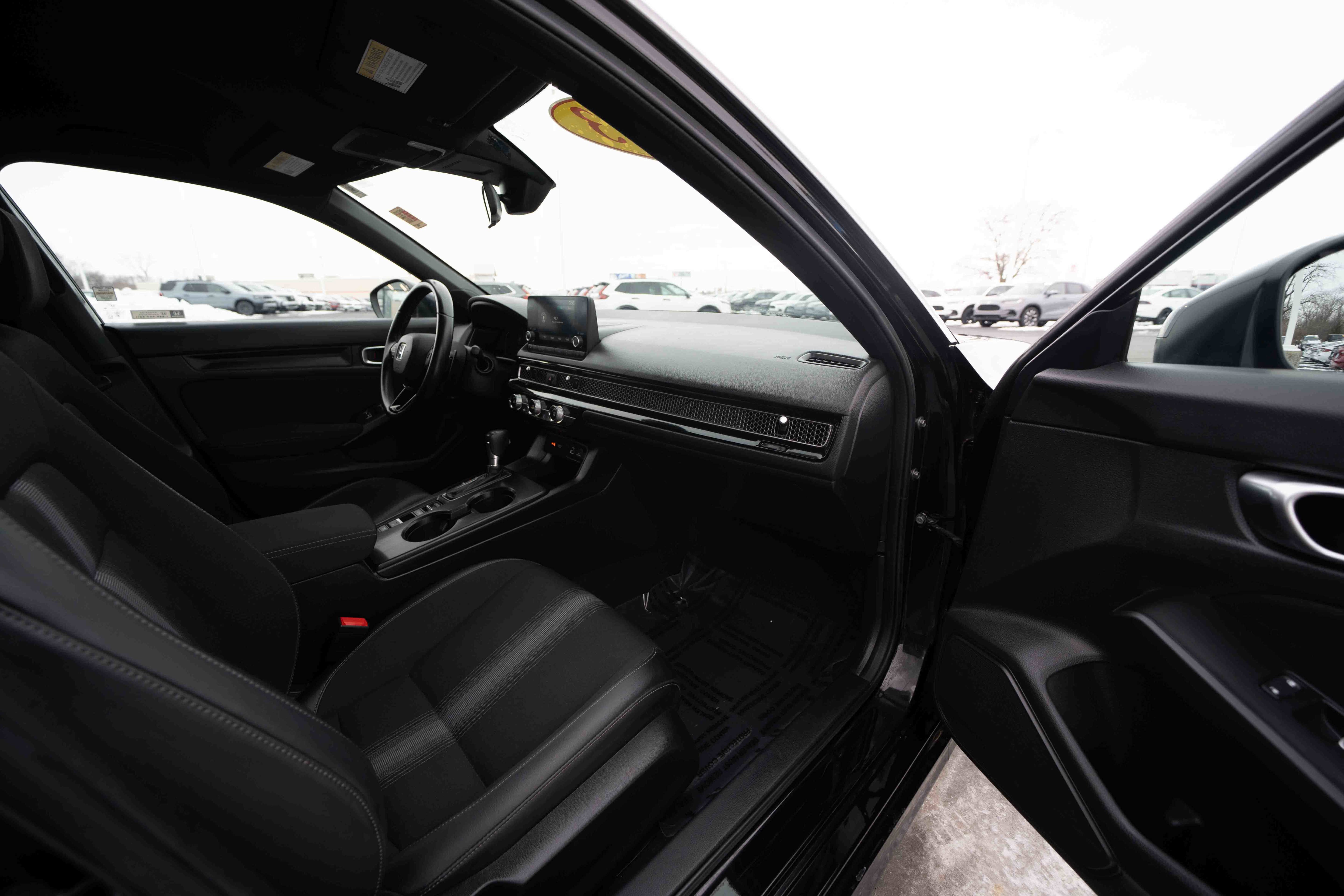 Used 2023 Honda Civic Sport image 25