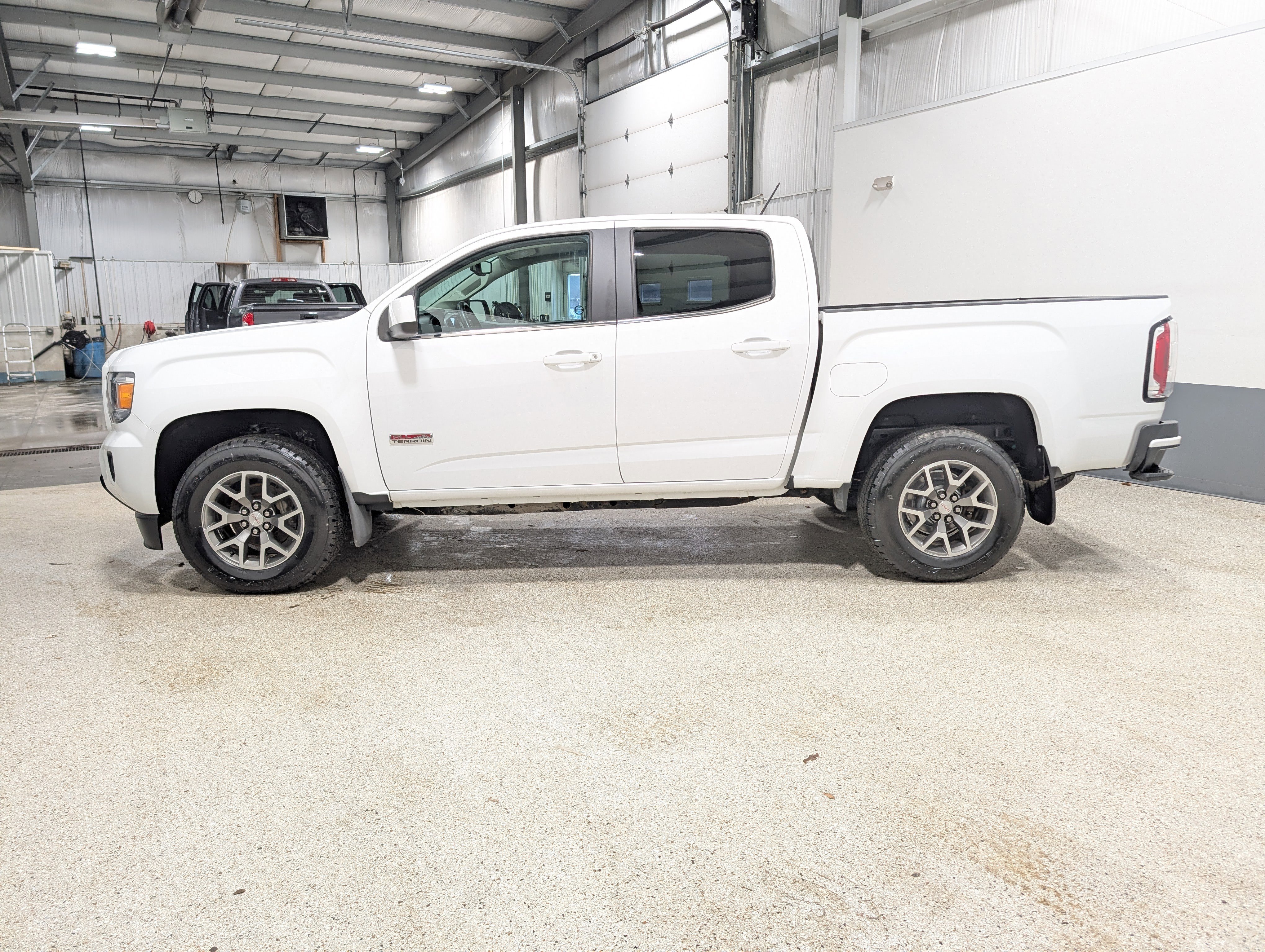 Used 2019 GMC Canyon All Terrain w/ Trailering Package AWD/4WD image 6