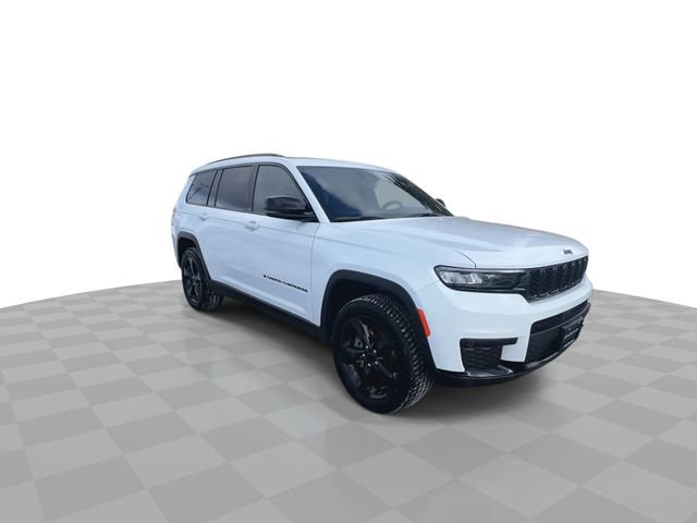 Used 2023 Jeep Grand Cherokee L Laredo image 2