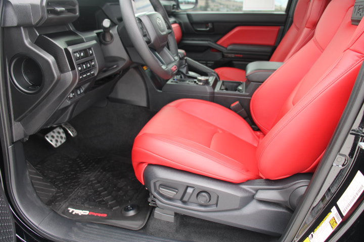 Certified 2025 Toyota Tacoma TRD Pro w/ Tow Tech Package AWD/4WD image 13