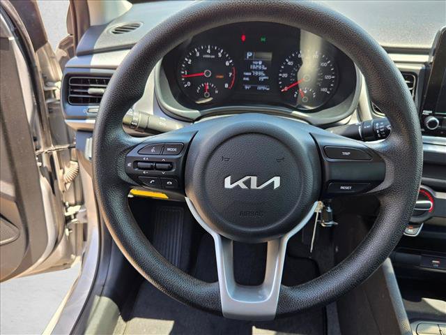 Used 2023 Kia Rio LX FWD image 11