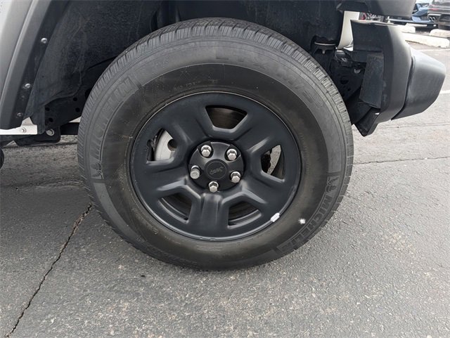 Used 2022 Jeep Wrangler Sport image 22