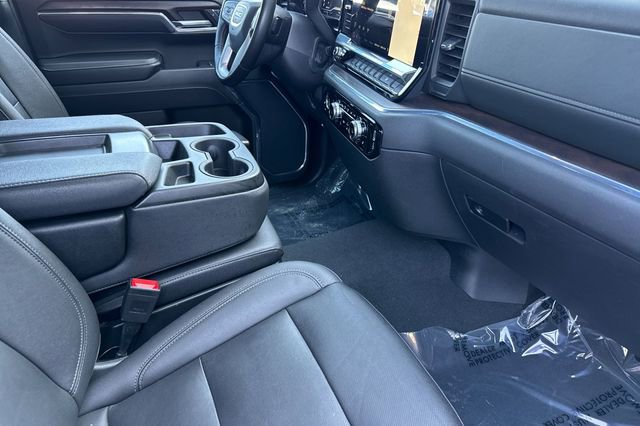 Used 2024 GMC Sierra 1500 SLT AWD/4WD image 19