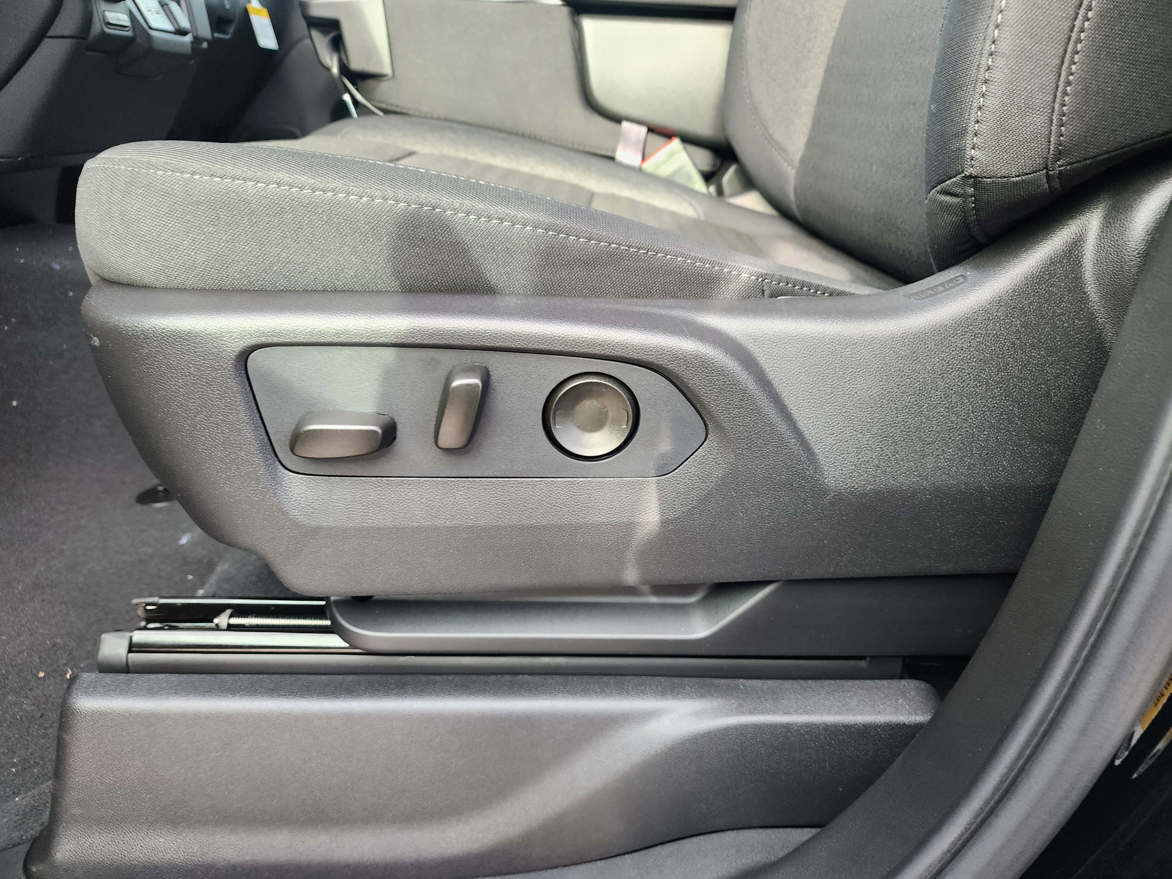 New 2026 Chevrolet Silverado 2500 Custom w/ Custom Value Package image 26