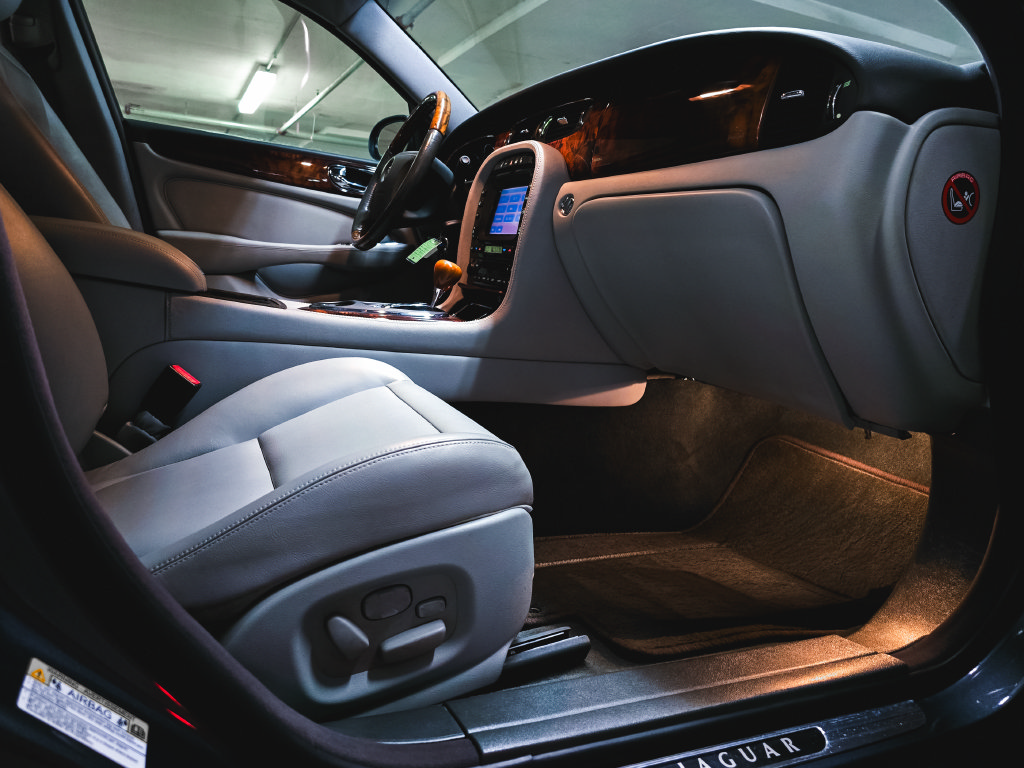 Used 2004 Jaguar XJ8 RWD image 33