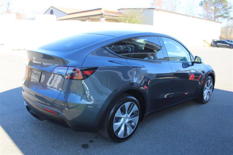 Used 2023 Tesla Model Y Performance AWD/4WD image 7