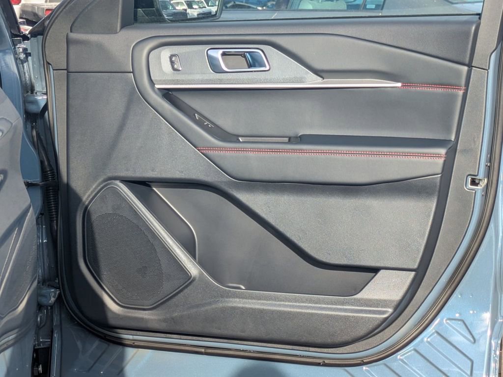 New 2026 Ford Explorer ST-Line w/ ST-Line Street Pack image 51