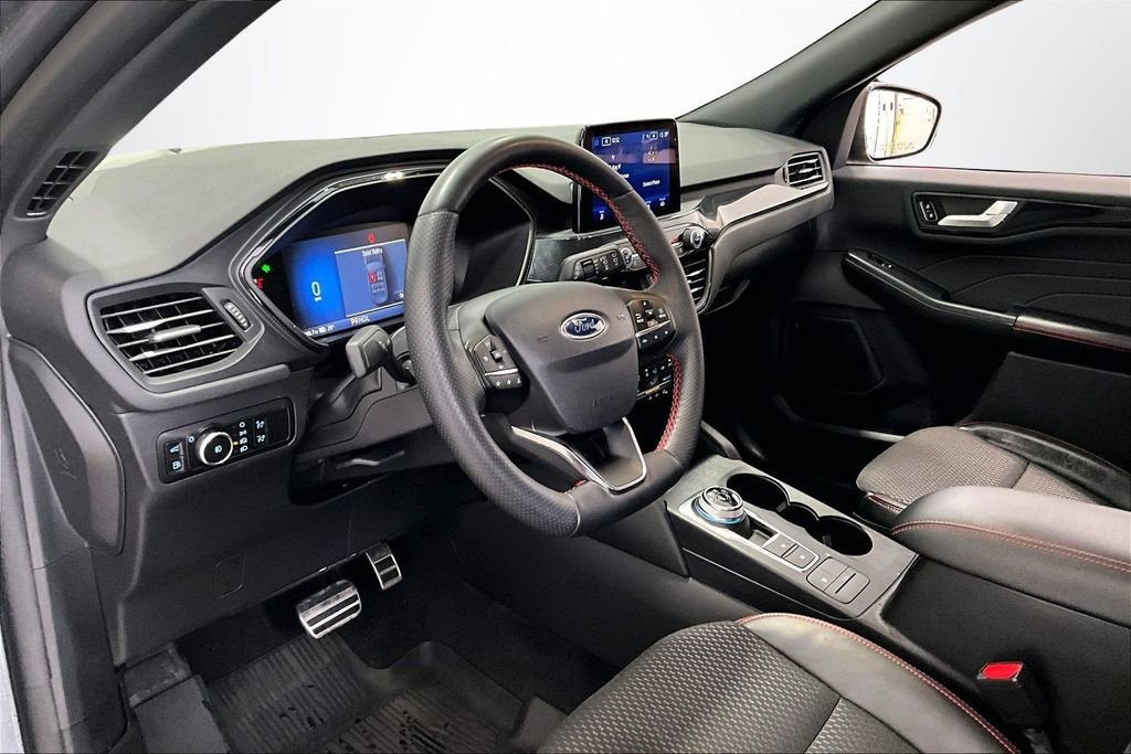 Used 2024 Ford Escape ST-Line Select image 17