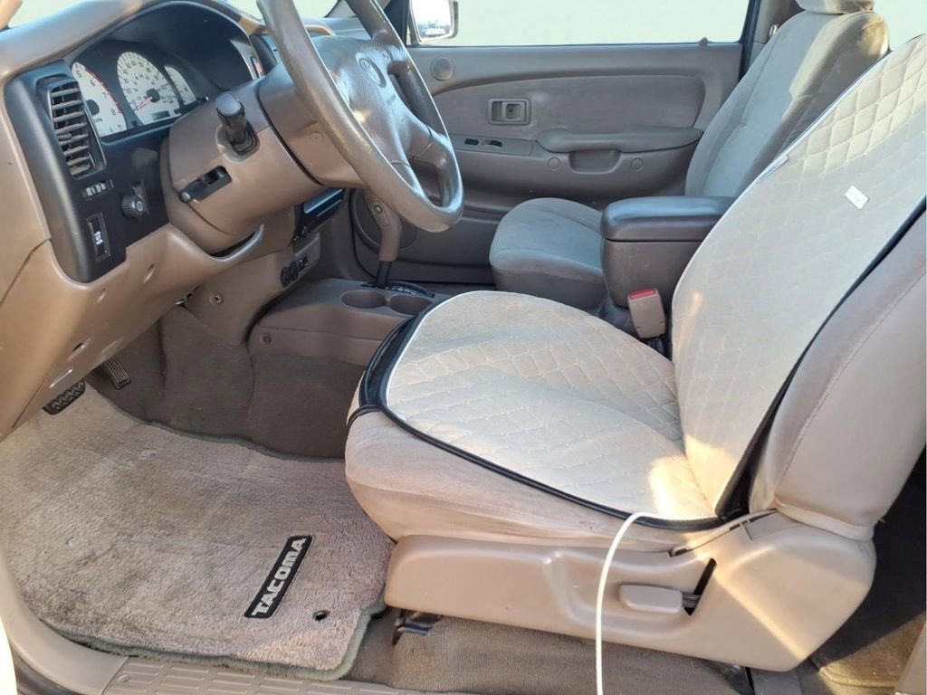 Used 2002 Toyota Tacoma PreRunner RWD image 13