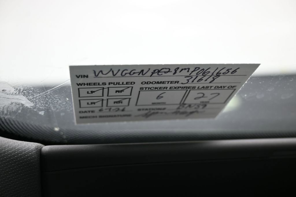 Used 2021 Volkswagen ID.4 Pro S w/ ID.4 Protection Package (IPT) AWD/4WD image 13