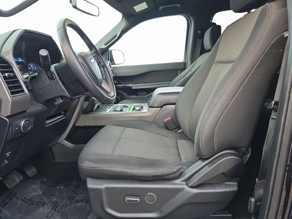 Used 2019 Ford Expedition Max XLT image 13