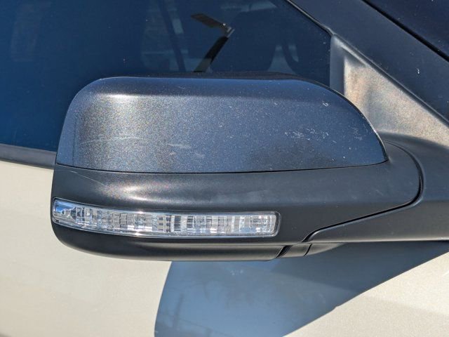 Used 2018 Ford Explorer XLT w/ Equipment Group 202A image 13