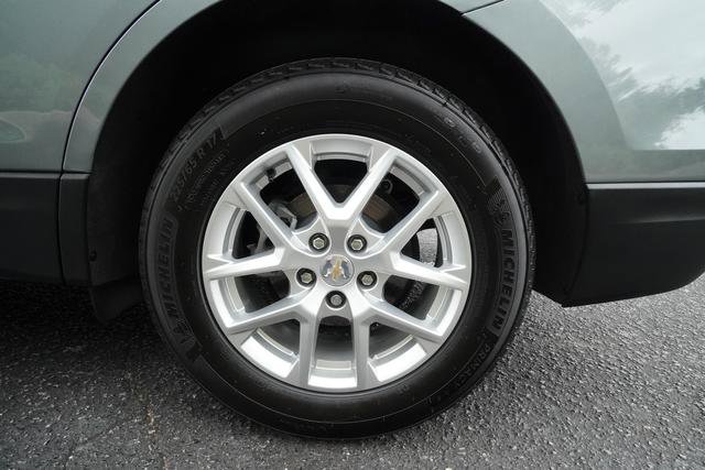 Used 2024 Chevrolet Equinox LT w/ LPO, Floor Liner Package image 41