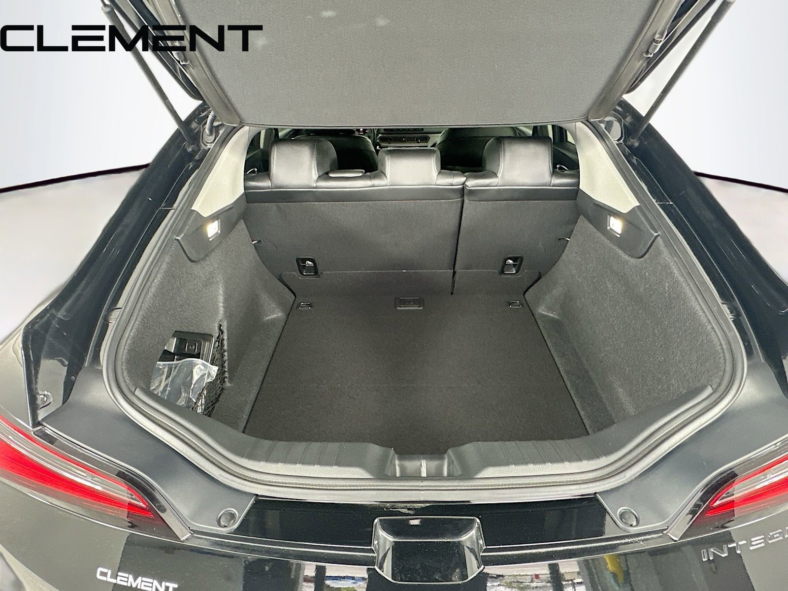 Used 2023 Acura Integra image 11