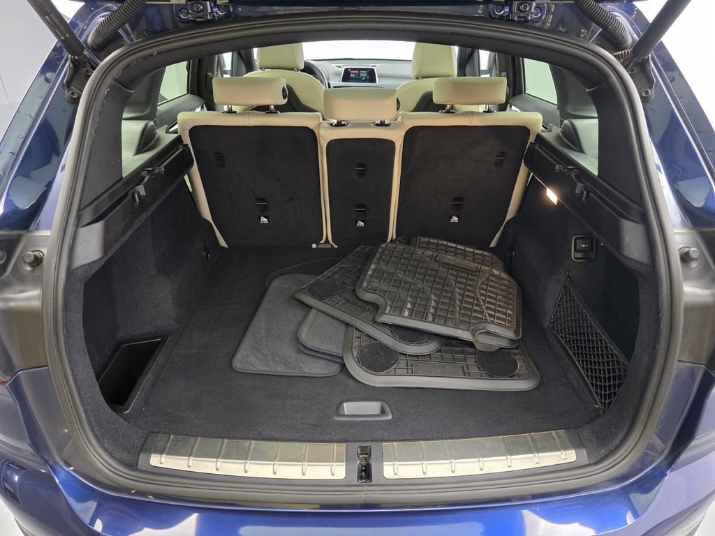 Used 2019 BMW X1 xDrive28i w/ Convenience Package image 16