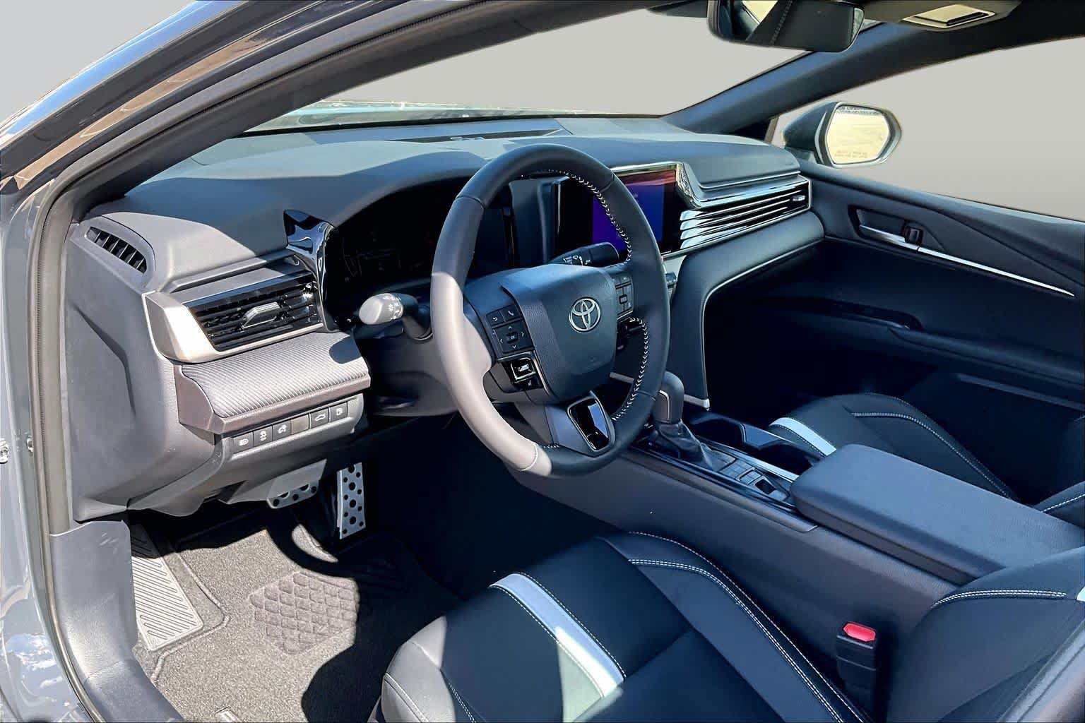 New 2026 Toyota Camry SE w/ Convenience Package FWD image 8
