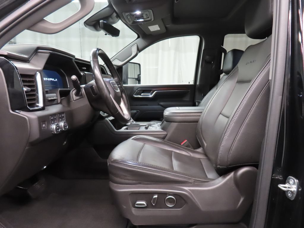 Used 2024 GMC Sierra 2500 Denali w/ Denali Reserve Package AWD/4WD image 12