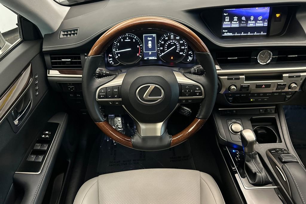 Used 2018 Lexus ES 350 w/ Navigation System Package FWD image 14