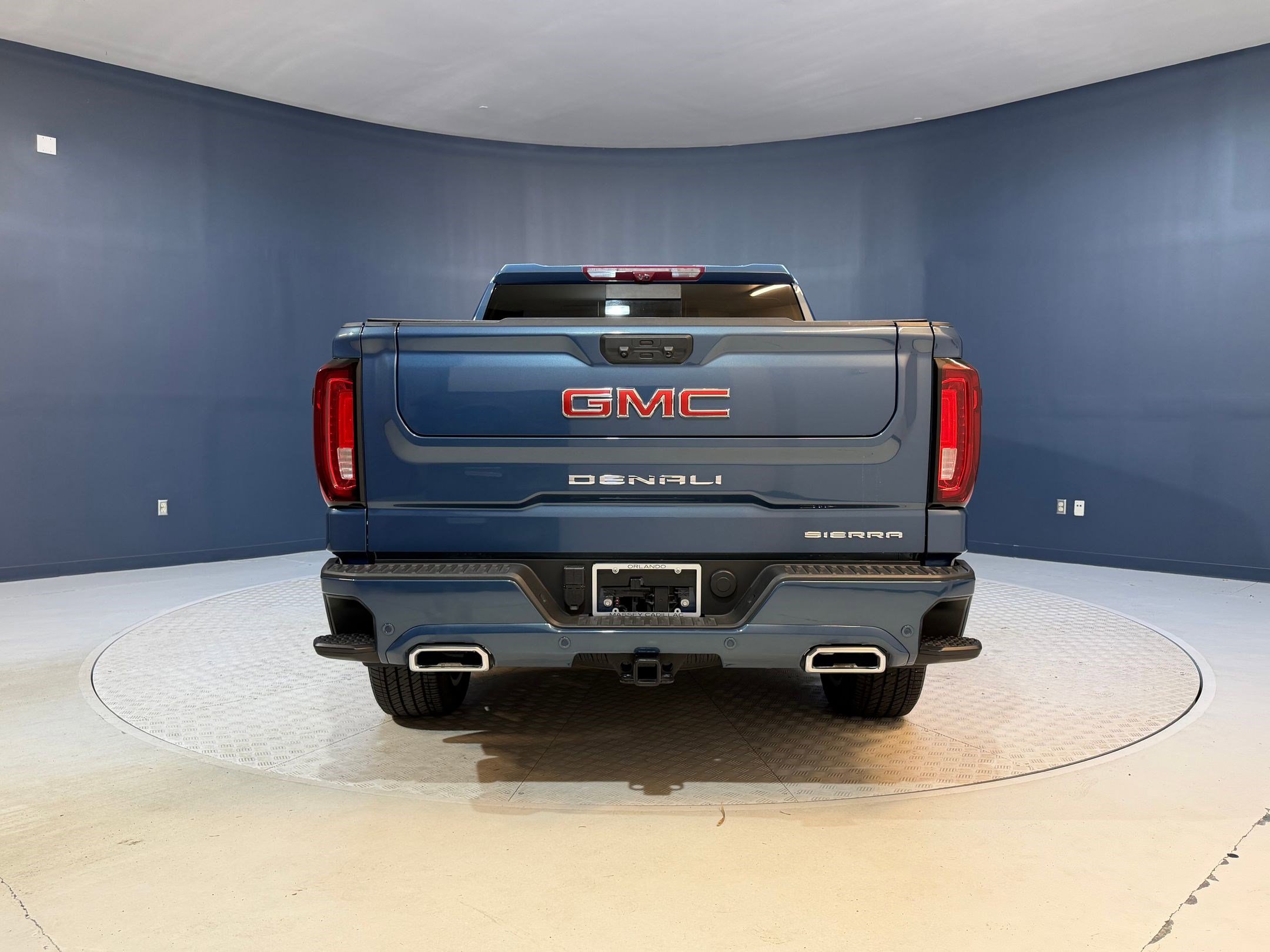 Used 2025 GMC Sierra 1500 Denali AWD/4WD image 10