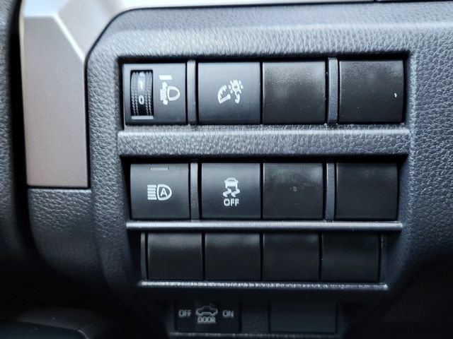 Used 2024 Toyota Tacoma SR5 AWD/4WD image 21