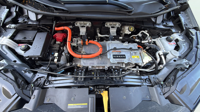 Used 2023 Nissan Ariya AWD/4WD image 33