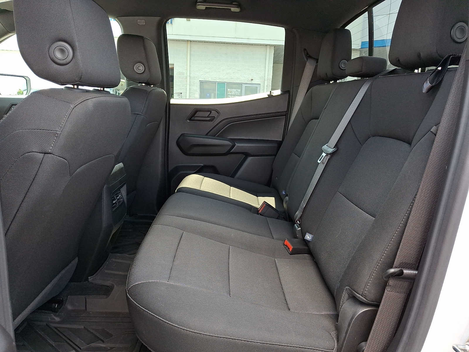 Used 2024 Chevrolet Colorado Trail Boss w/ Advanced Trailering Package AWD/4WD image 10