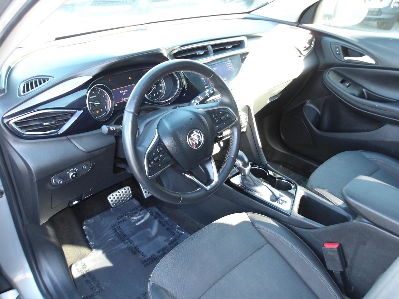 Used 2023 Buick Encore GX Select w/ Sport Touring Package FWD image 9