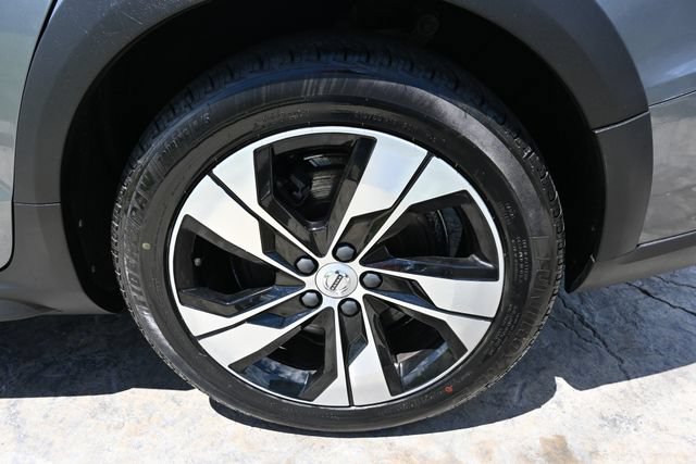 Used 2020 Volvo V60 T5 Cross Country AWD/4WD image 13