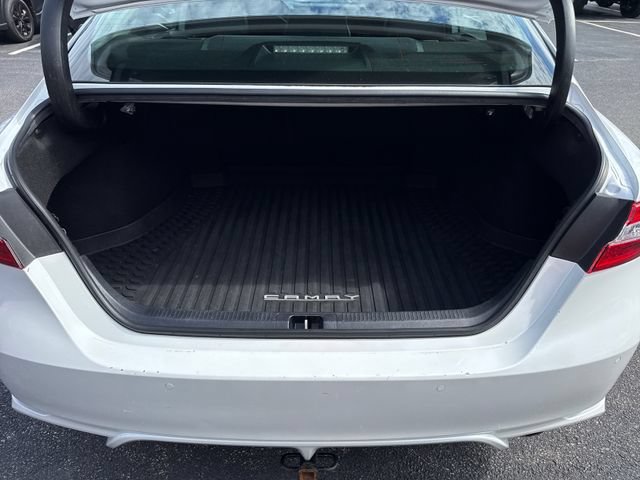 Used 2020 Toyota Camry XSE w/ Driver Assist Package FWD image 14