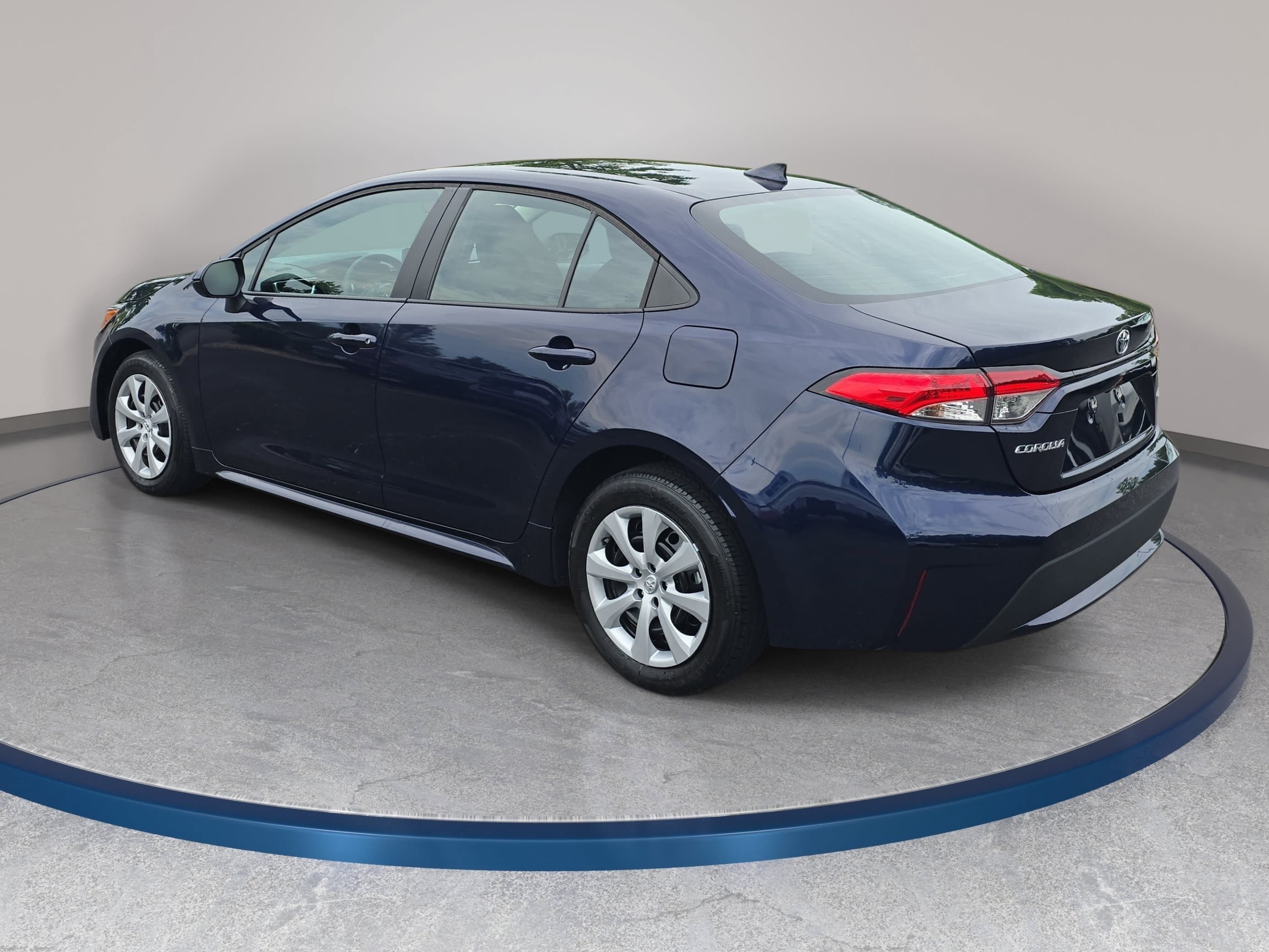 Used 2022 Toyota Corolla LE FWD image 7