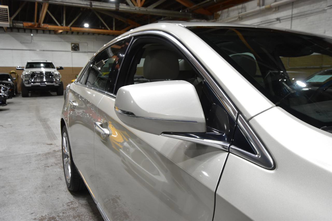 Used 2013 Cadillac XTS Luxury w/ Driver Awareness Package FWD image 45
