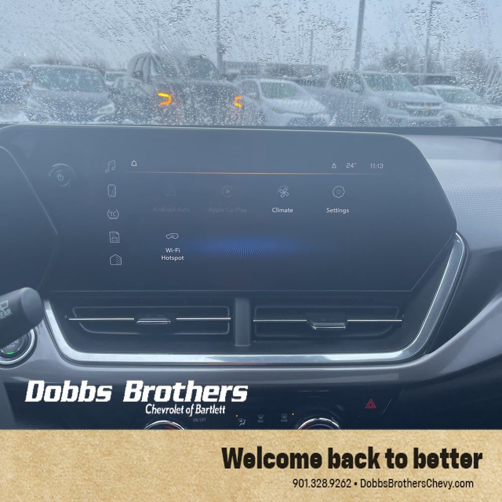 Used 2024 Chevrolet Trax ACTIV w/ Sunroof Package image 16