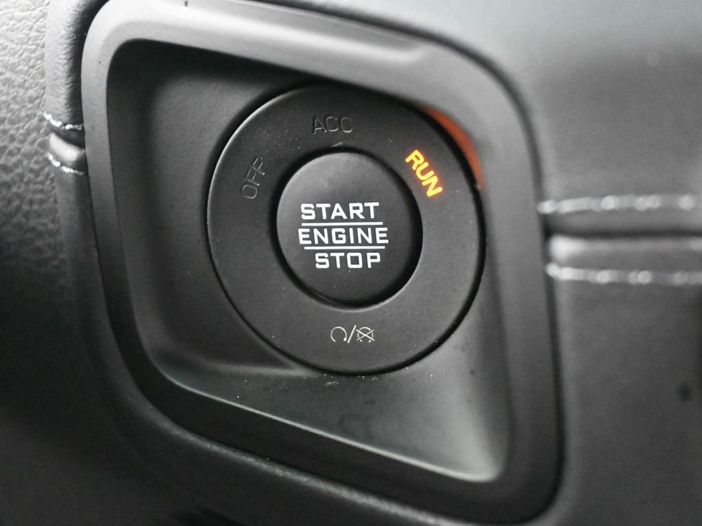 Used 2025 Jeep Wrangler Unlimited Rubicon 392 image 25