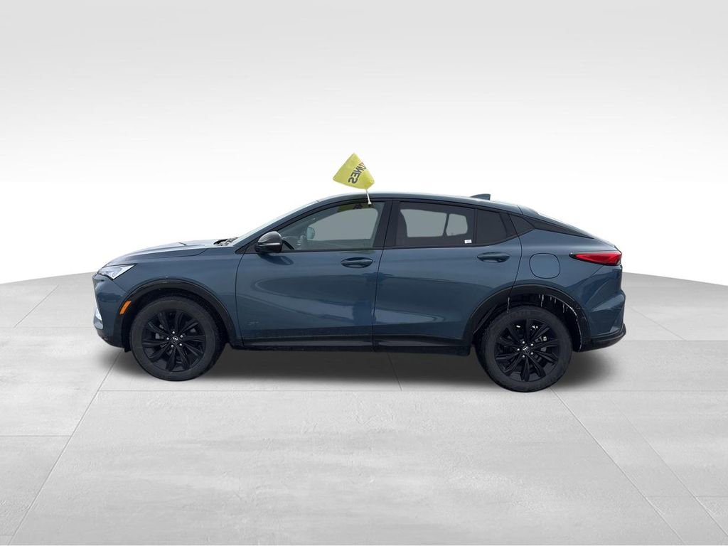 Used 2025 Buick Envista Sport Touring w/ Convenience II Package image 5