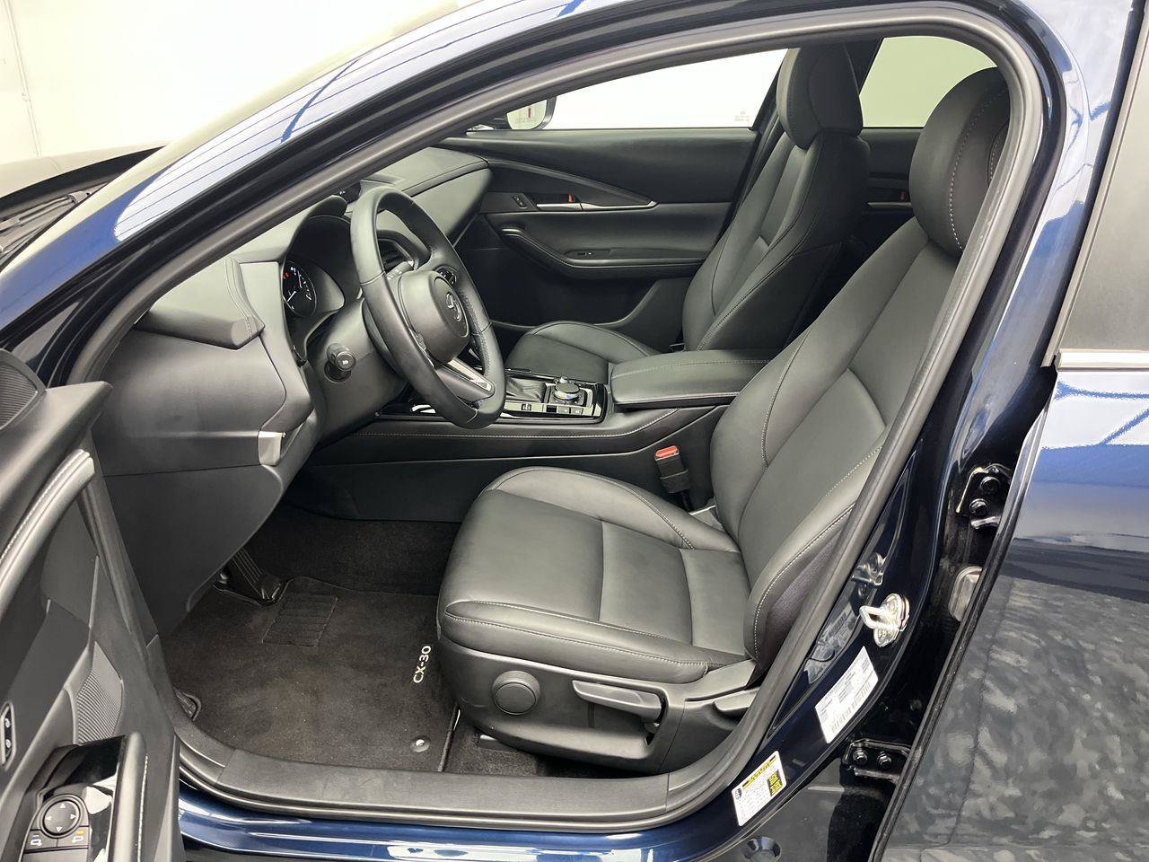 Certified 2025 MAZDA CX-30 AWD 2.5 S w/ Select Sport Pkg image 3