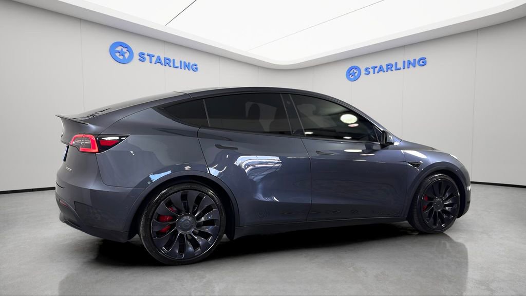 Used 2022 Tesla Model Y Performance image 10