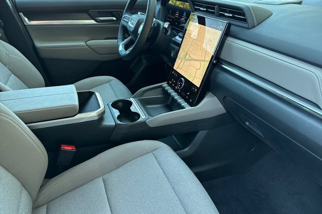 New 2026 GMC Terrain Elevation w/ Black Edition AWD/4WD image 18
