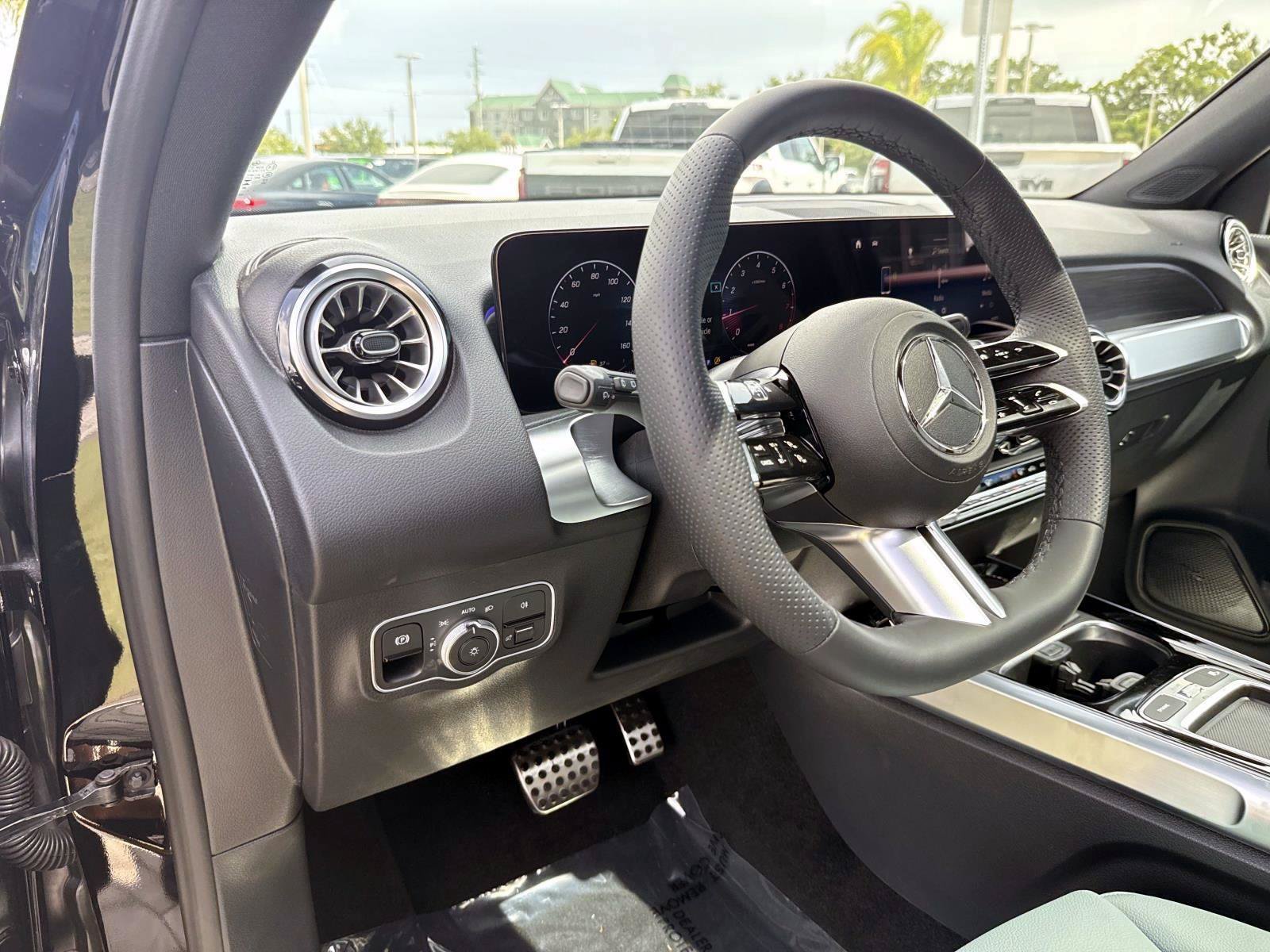 New 2026 Mercedes-Benz GLB 250 image 20