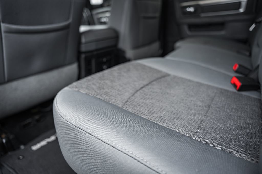 Used 2016 RAM 2500 Big Horn w/ Black Appearance Group image 43