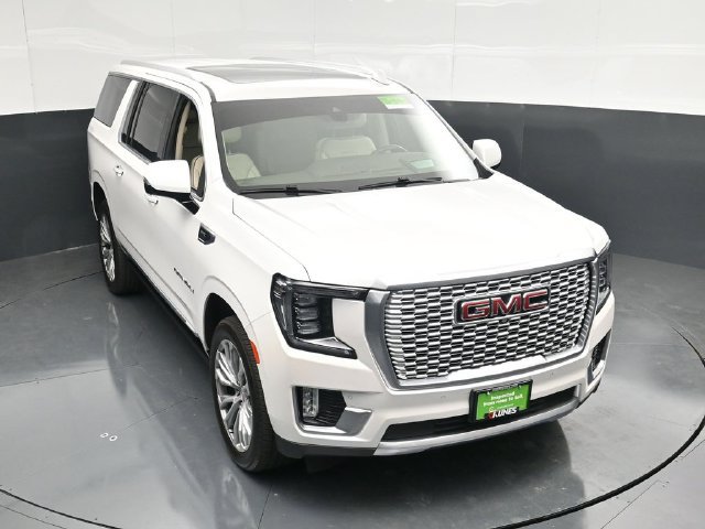 Used 2022 GMC Yukon XL Denali AWD/4WD image 50