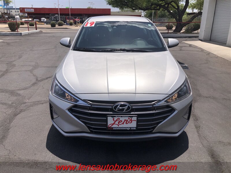 Used 2019 Hyundai Elantra SEL w/ Cargo Package FWD image 3