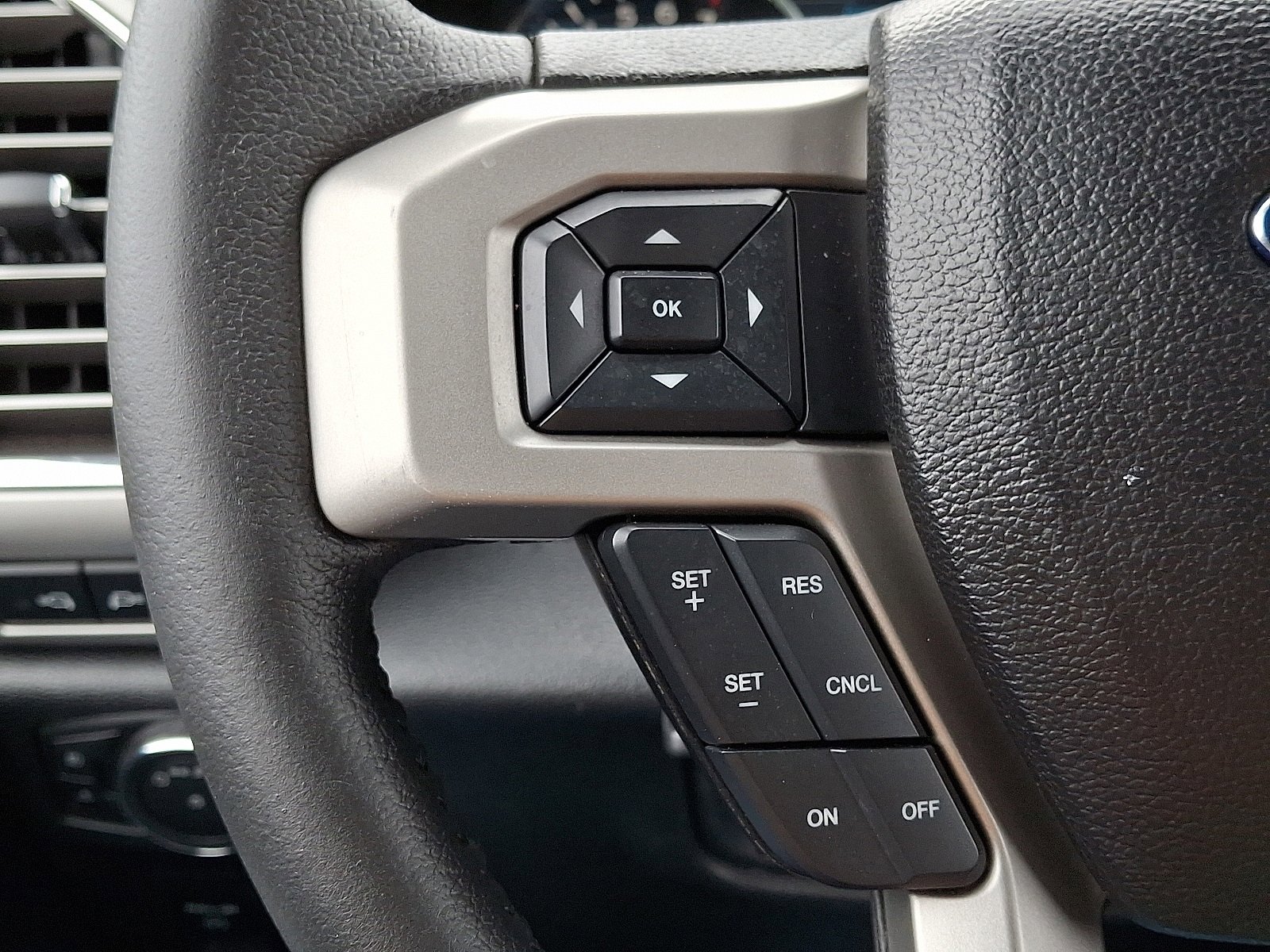 Used 2016 Ford F150 Lariat w/ Equipment Group 501A Mid image 23