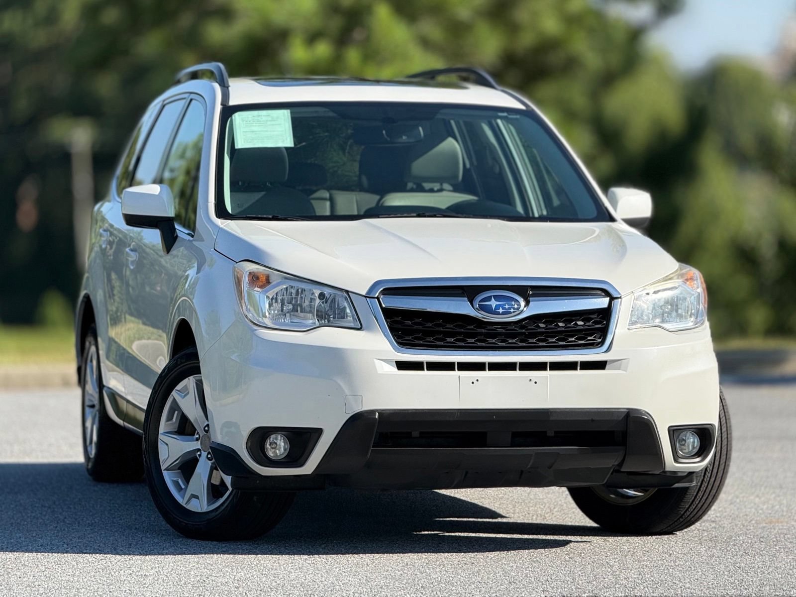 Used 2015 Subaru Forester 2.5i Limited AWD/4WD image 4