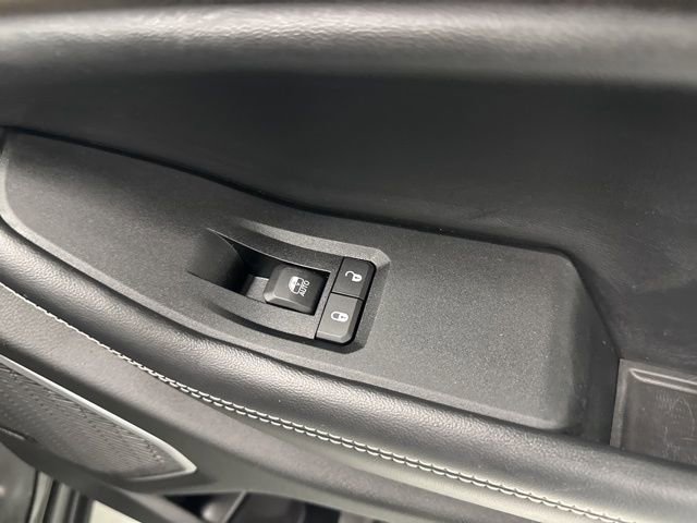 Used 2023 Jeep Grand Cherokee 4WD 4xe w/ Luxury Tech Group II image 27