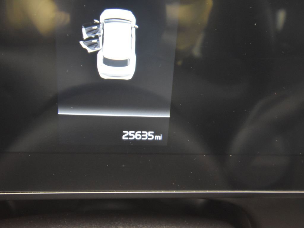 Used 2024 Kia Sportage X-Line w/ X-Line Premium Package image 15