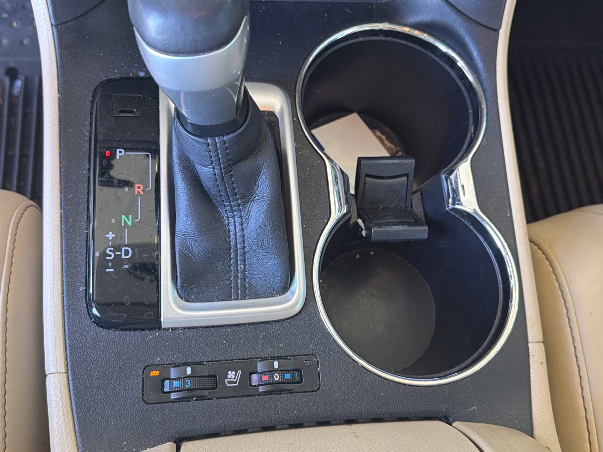 Used 2015 Toyota Highlander Limited FWD image 20