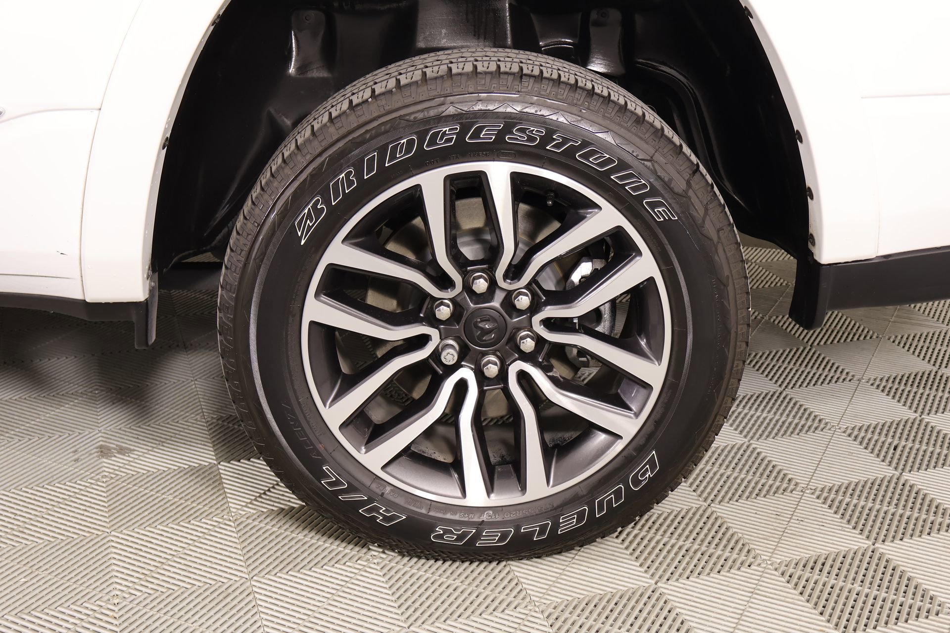 Used 2025 RAM 1500 Limited image 20